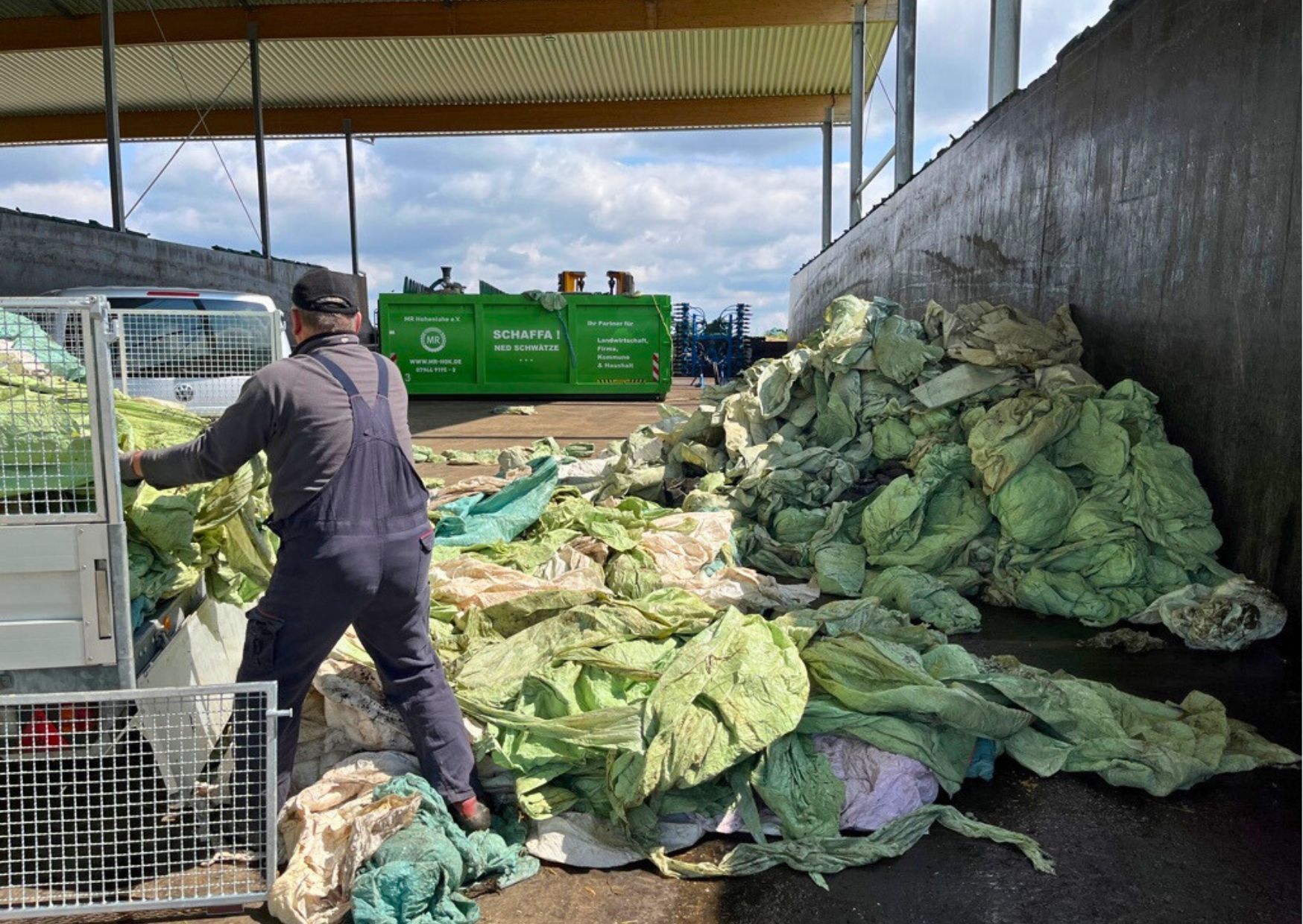 Agrarfoliensammlung 2024 04 IMG 1779 aufgehellt Copyright Maschinen  und Betriebshilfsring Hohenlohe eV